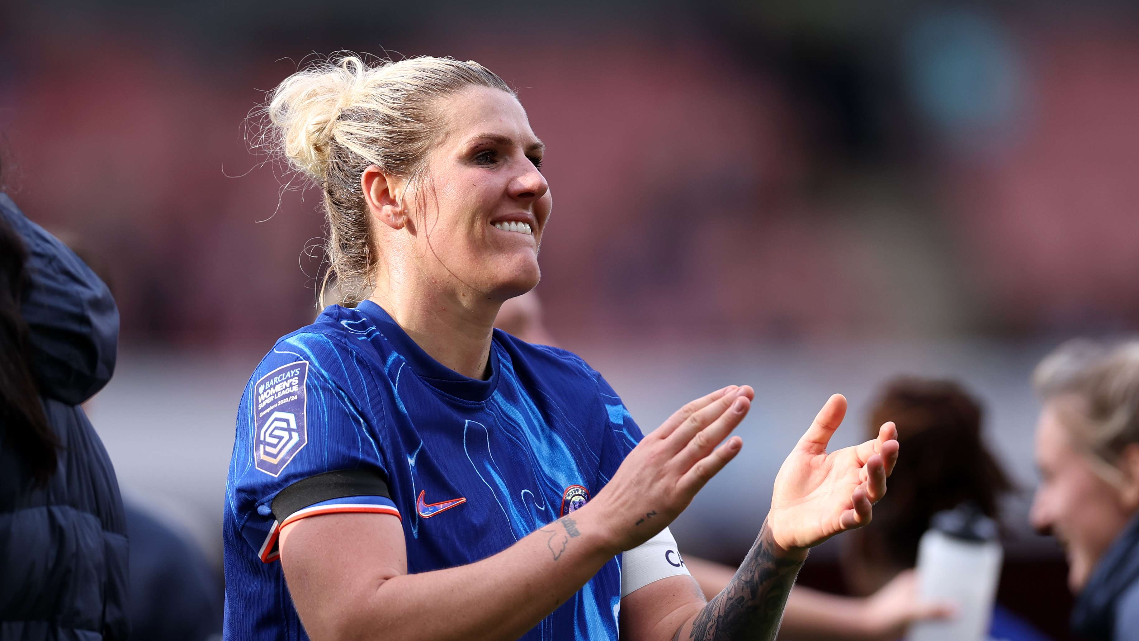 多特蒙德计划为桑乔支付3500万欧元转会费展开进一步谈判